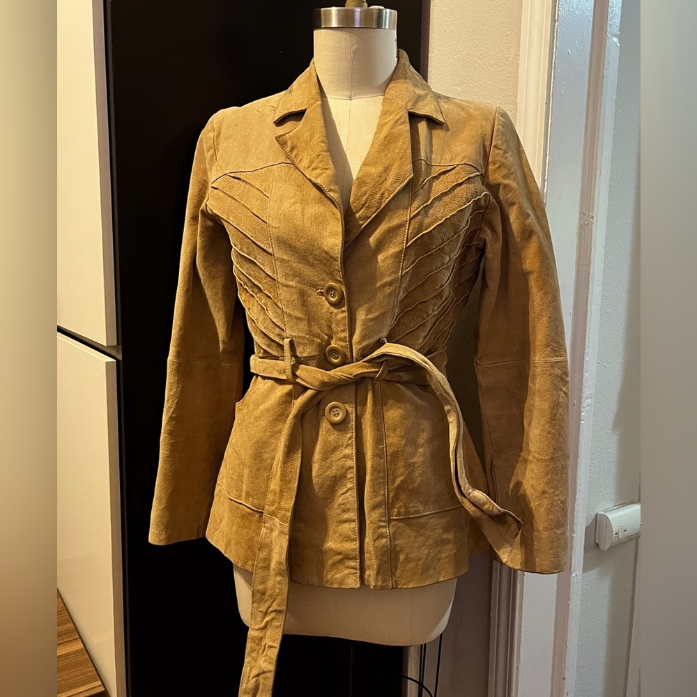 Tan Suede leather Jacket with buttons & Tie Belt size M/L